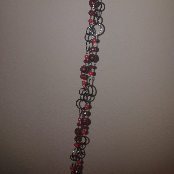 Multi use black and red necklace - Picture 3 of 3